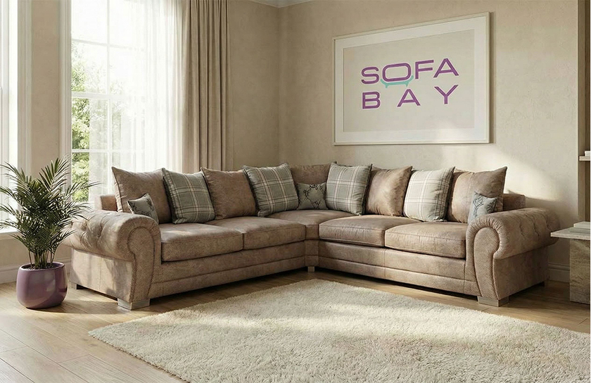 Verona Scatter Back Corner