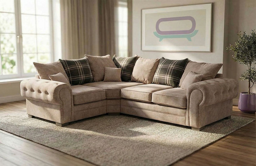 Verona Scatter Back Corner