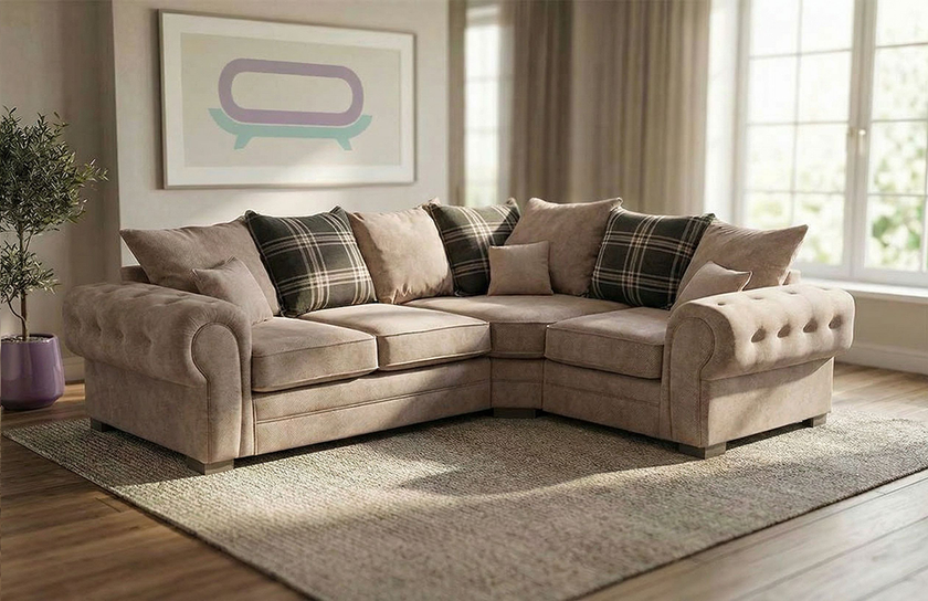 Verona Scatter Back Corner